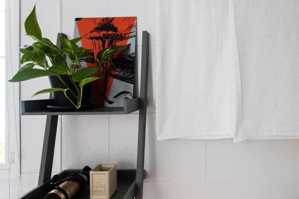 Lujoso Apartamento Con Patio En Triana Sevilla Exterior foto