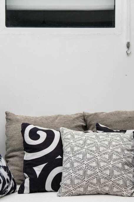Lujoso Apartamento Con Patio En Triana Sevilla Exterior foto